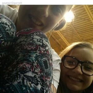 Meet your Posher, Leeannam